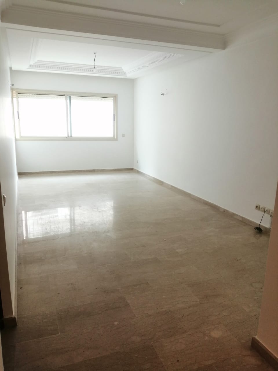 Appartement à louer vide les princesses maarif 