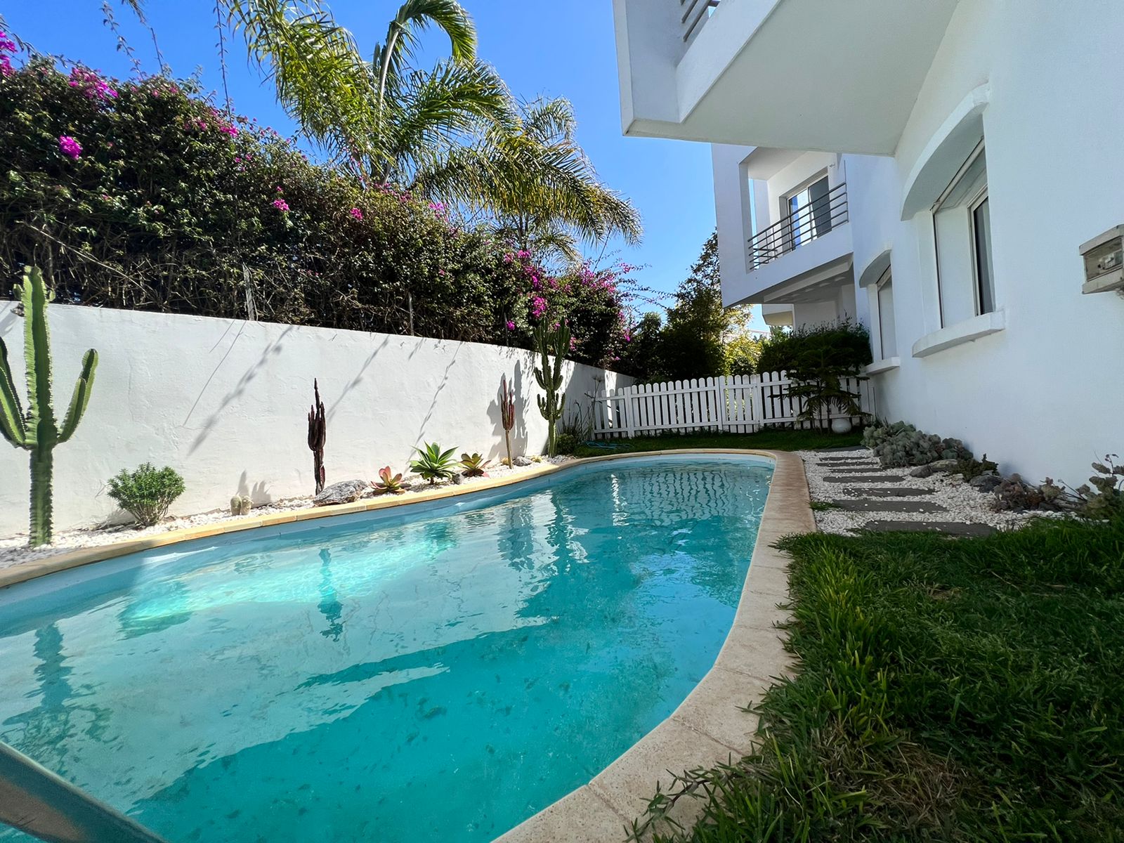 Villa moderne à vendre à Ain diab