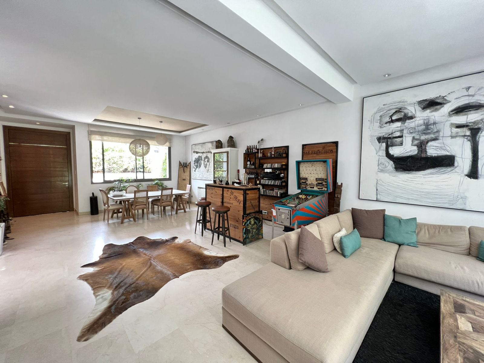 A louer une très belle villa meublé à Ain diab 